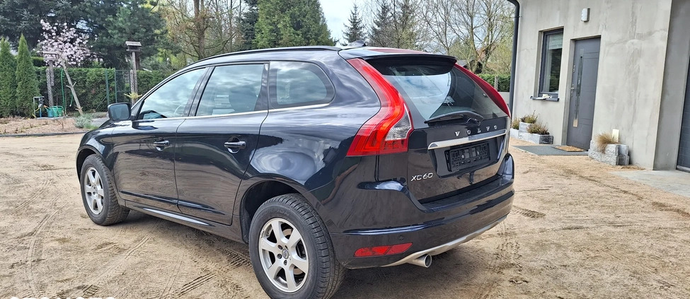 Volvo XC 60 cena 66000 przebieg: 144000, rok produkcji 2015 z Okonek małe 56